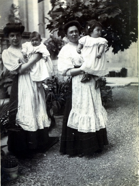 Viviers, 1909: Yvonne, Henri et autres