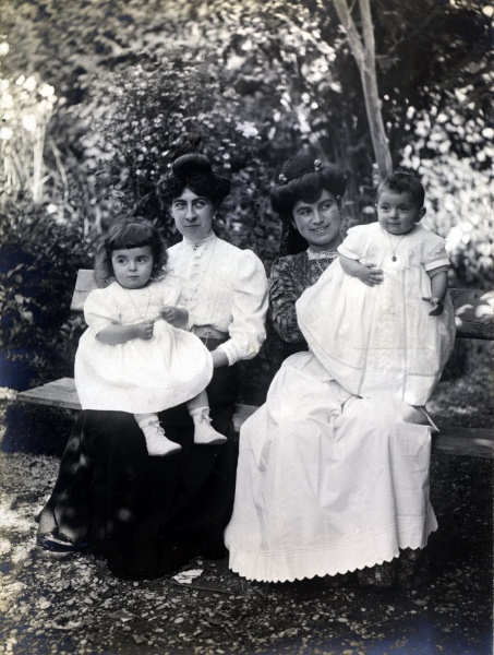 Henri, Yvonne et autres
