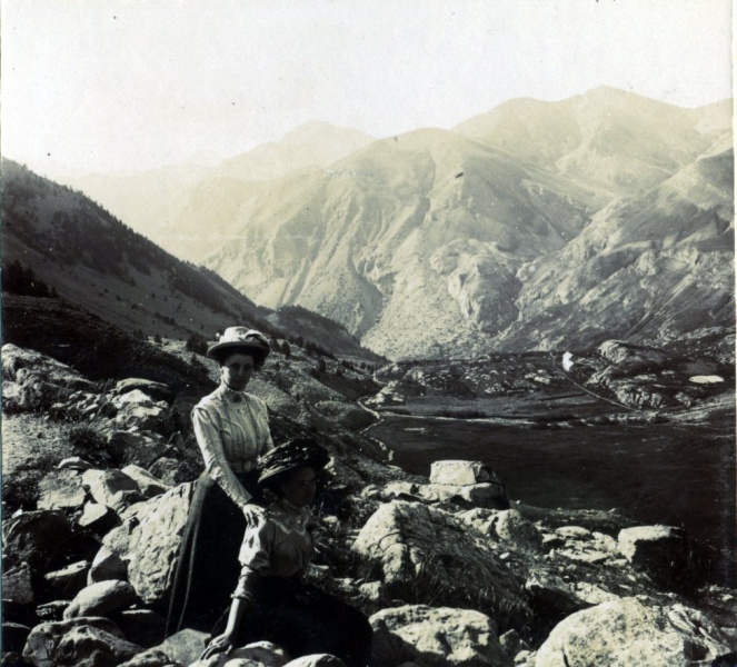 ?, 1909: Genevive, X