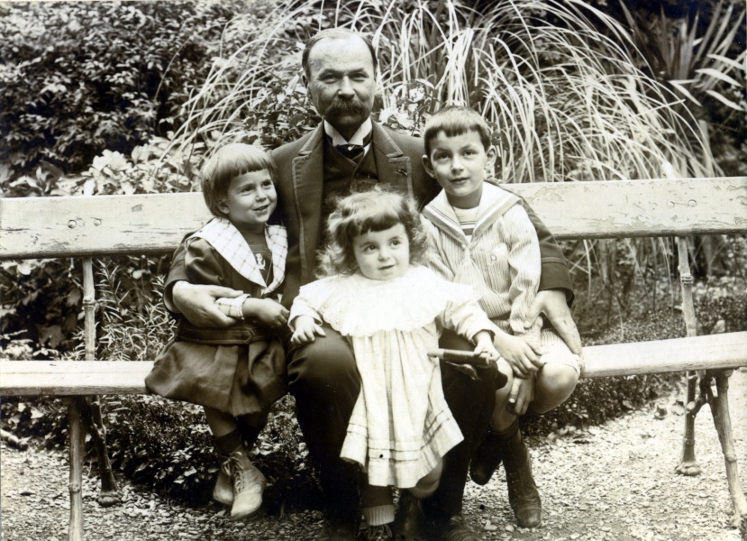 Digne, 1910: Jacques, Henri, Franois; Joseph