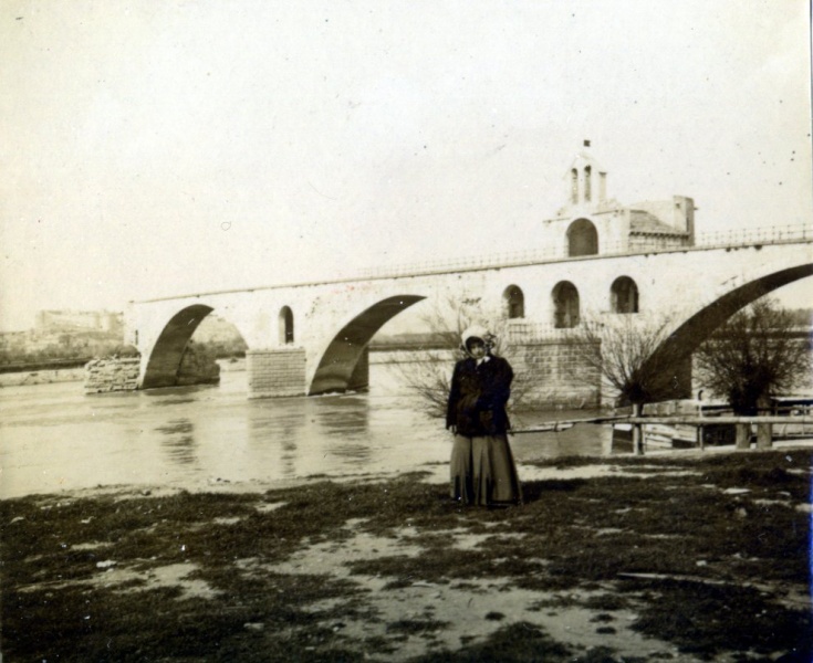 Avignon, 1910: Genevive