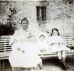 1906: Jacques, X, Franois, Paule