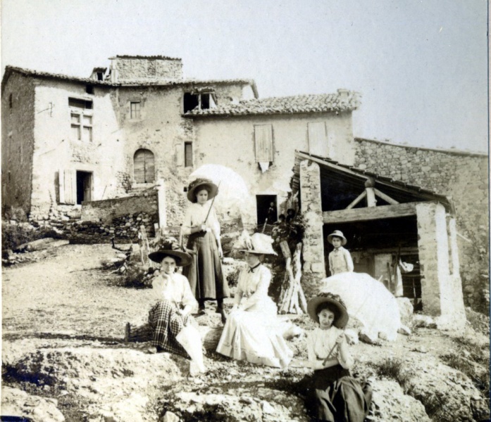 Les Dourbes, 1911: Jeanne; Marie-Louise, Genevive, Franois; Toinon