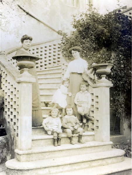 ?, 1912: fille Chopard, Henri; Yvonne, Jacques; Mme Chopard, Genevive