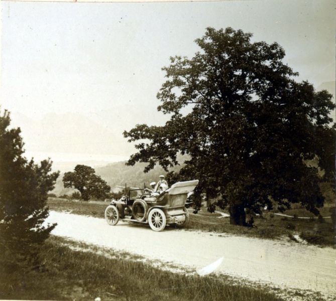 ?, 1912: M. et fils Maginot, Genevive
