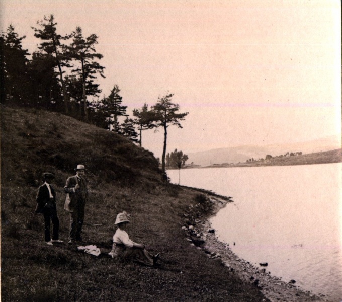 ?, 1912: X, Andr, Y