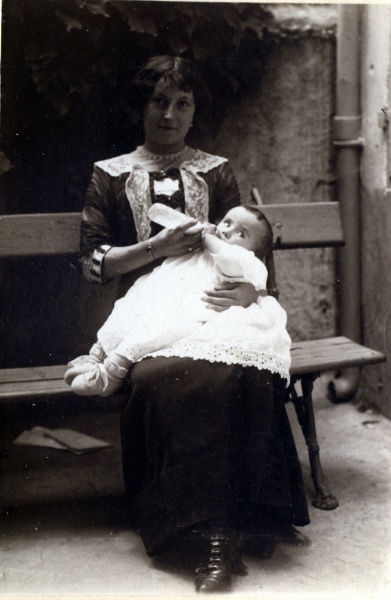 Digne, 1913: Genevive, Pierre