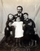 1912: Henri, Yvonne, Jacques; Louis