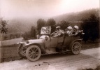 ?, 1912: la Peugeot, Maginots et Genevive