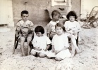 Mimizan, 1913: Yvonne, X; Henri, Jacques, Y