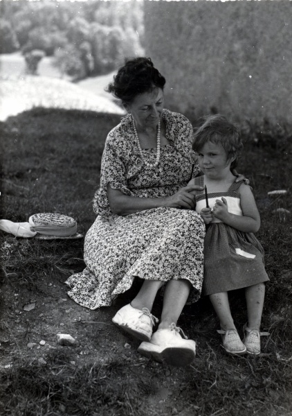 Maudre, septembre 1952 : Genevive, Agns