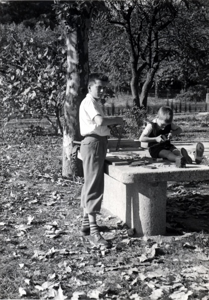 Aix, octobre 1952 : Vincent, Christophe