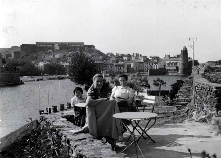 Collioure, 12 mai 1953 : X, Toinon, Genevive