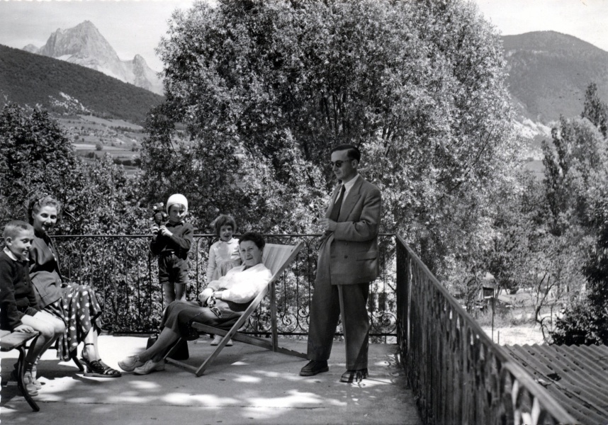 Lus la Croix Haute, 12 juillet 1953 : Rmi, Franoise, tienne, Florence, Genevive, Michel