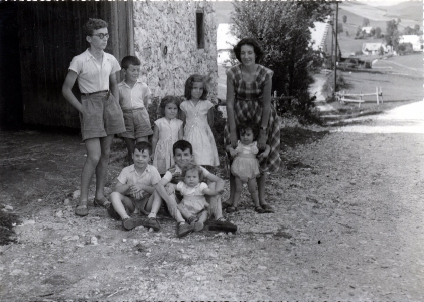 Maudre, t 1953 : Dominique, Olivier, Pierre Jr ; Philippe, Nicolas, Agns, Isabelle, Vincent Jr, Jacqueline