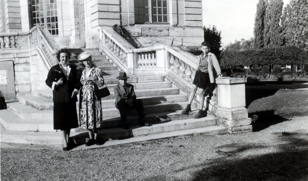 Sceaux : Mat, Genevive, Louis, Jacques Jr