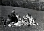 ?, 21 septembre 1952 : Olivier, Pierre Jr, Nicolas, Agns, Vincent Jr, Isabelle ; Genevive, Dominique, Philippe, Irne ; X, Pierre