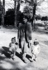 Grenoble, jardin de ville : Pierre Jr, Jacqueline, Vincent Jr