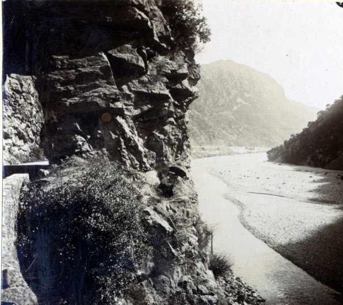 Valle du Var, 1904: Genevive