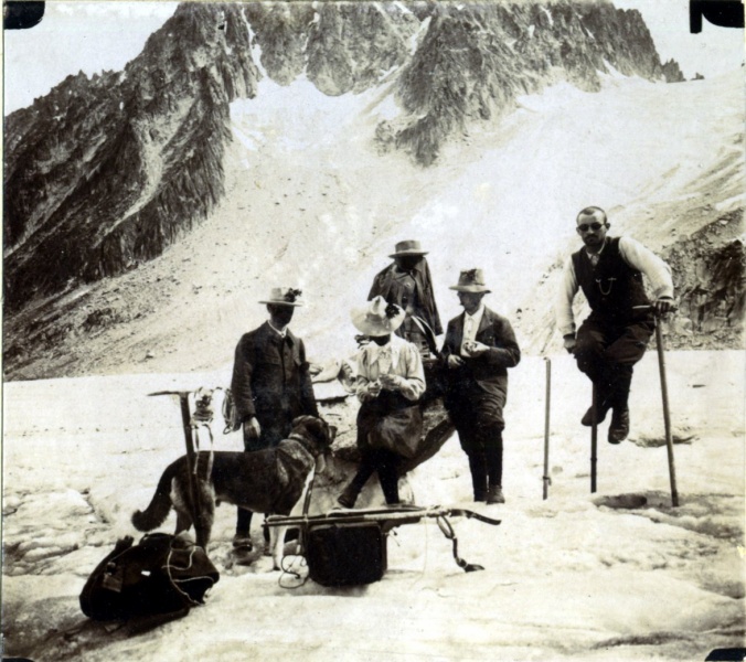 Glacier de Largentire, 1905: Genevive, Louis et autres