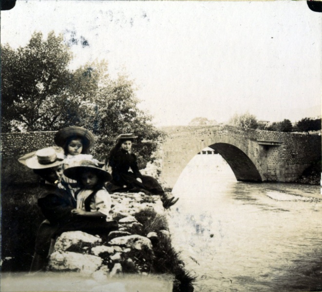 ?, 1905: ?, Franois, Paule, Genevive