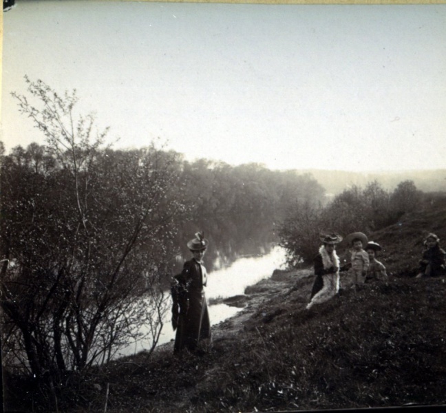 ?, 1905: X, Genevive, Franois, Marie-Thrse, Paule