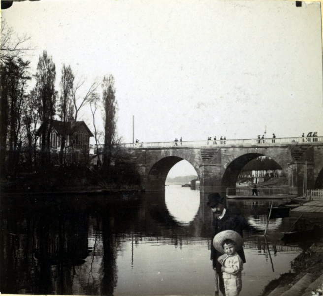 ?, 1905: Louis, Franois
