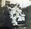 Digne, 1904: mariage de Louis et Genevive; Marie-Louise, Paule, Jeanne; Toinon, Marie-Marguerite devant Marie-Thrse