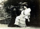 Paris, parc Monceau, 1905: lisabeth, Genevive