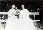 Digne, 1905: Genevive, Marie-Thrse