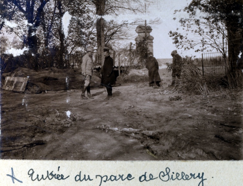 Sillery, mai 1916: entre du parc