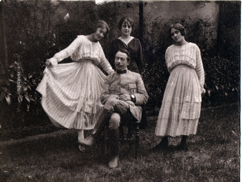 Digne, juin 1916: Louis et autres