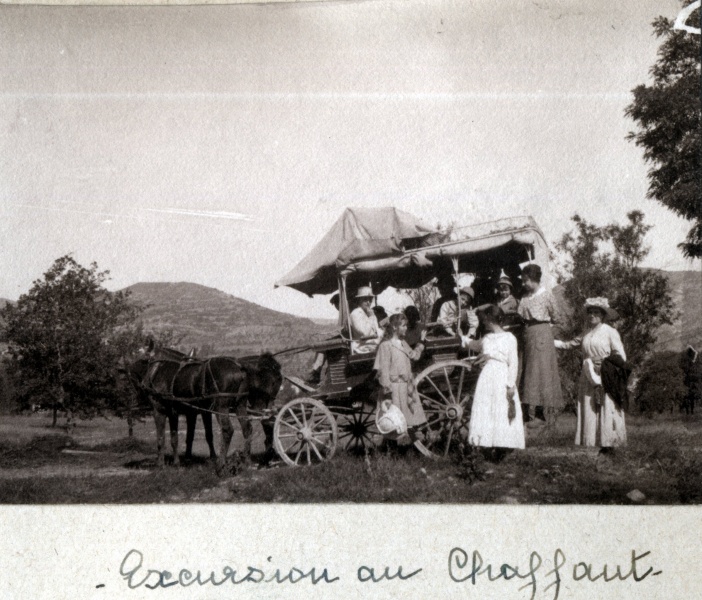 Excursion au Chaffaut, 1917: Sybille du Chaffaut, Toinon, Mme du Chaffaut; Genevive, Henri, Pierre, Jeanne