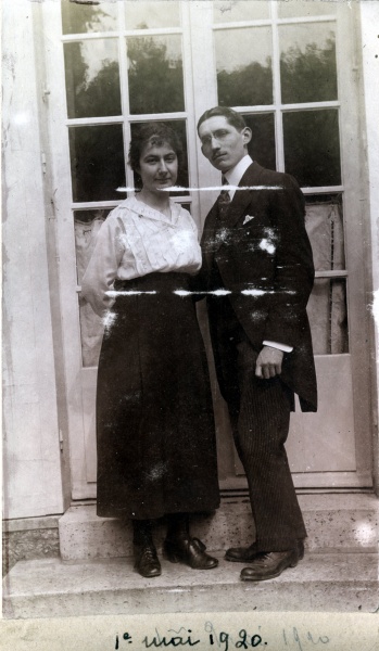 Ville d'Avray, 1er mai 1920: Jeanne, Jean Prouvost