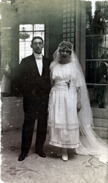 Paris, juillet 1920: mariage de Jeanne