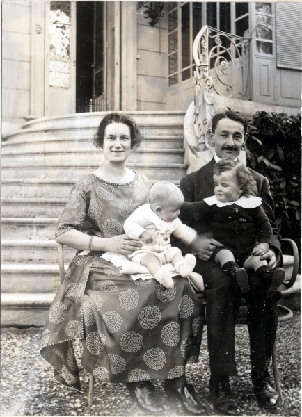 Ville d'Avray, 1922: Toinon, Bernard, Paul et Robert Mugel