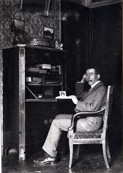 Lyon, 28 quai Claude Bernard, juillet 1922: Louis