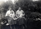 Ville d'Avray, 1921: Toinon, Paul Mugel, Jeanne, Marguerite Prouvost
