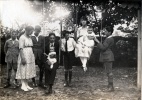 Digne, 25 aot 1921: chez les du Chaffaut; Jules, Paule, Charles, Franois tenant Paul Mugel, Henri, Sybille tenant Michel, Jacques