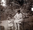 Digne, aot 1922: Michel, Yvonne