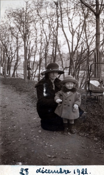 Lyon, 28 dcembre 1922: Genevive, Michel
