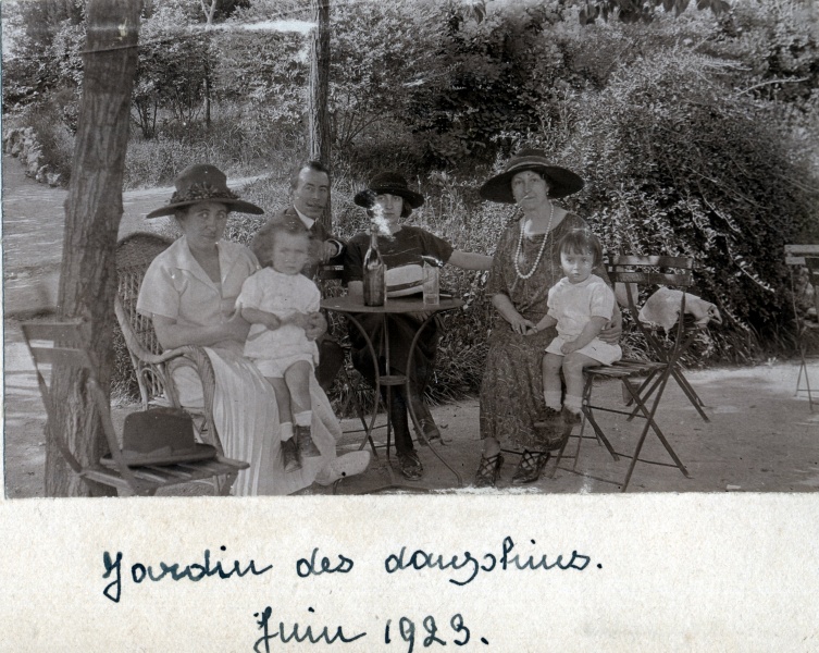 Grenoble, jardin des dauphins, juin 1923: Germaine, Joseph Jr, Louis, Yvonne, Genevive, Michel