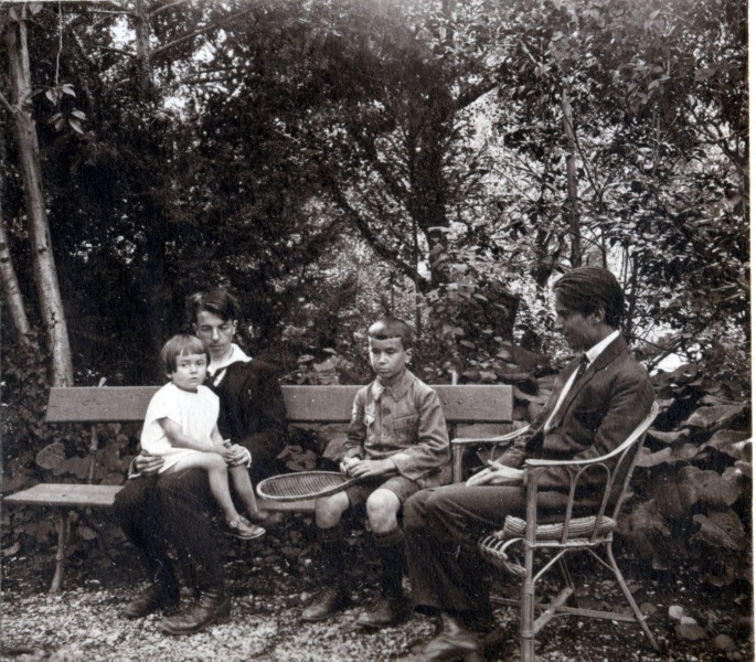 Digne, aot 1924: Michel, Henri, Pierre, Jacques