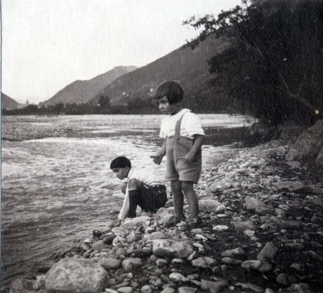 Digne, aot 1924: Pierre, Michel