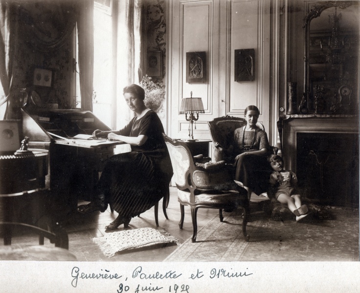 Lyon, 30 juin 1925: Genevive, Paule, Michel