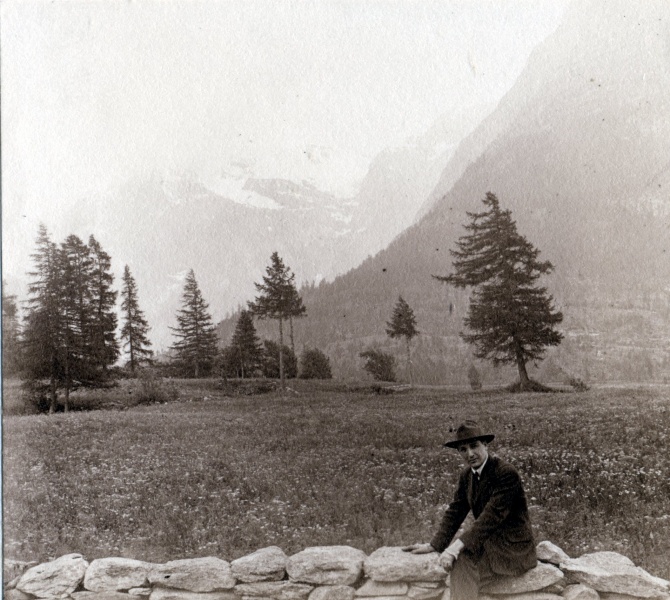 Entre Bessans et Bonneval, juillet 1925: M. Maginot