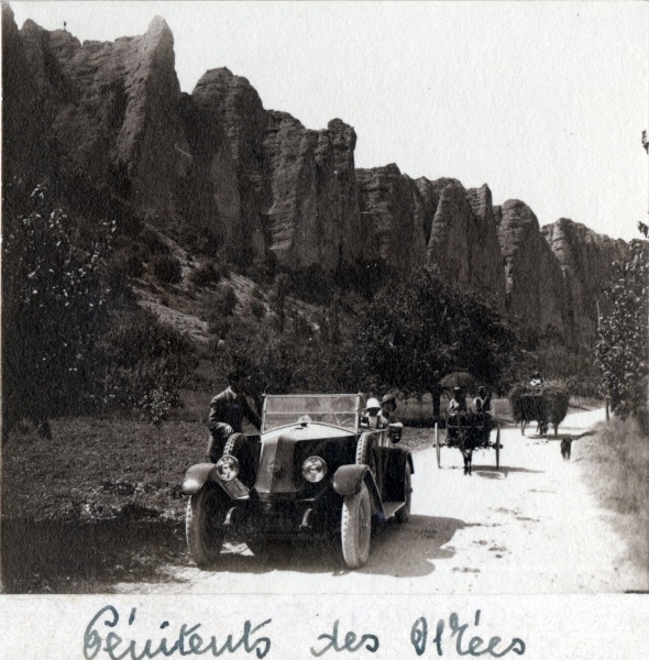 Les Mes, 4 aot 1925: les pnitents