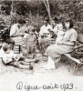 Digne, aot 1923 : Michel, Pierre, Paule, Genevive, Paul et Robert Mugel, Toinon, Bernard Mugel, Yvonne