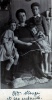 ?, 1925: Mme Nouze et ses enfants