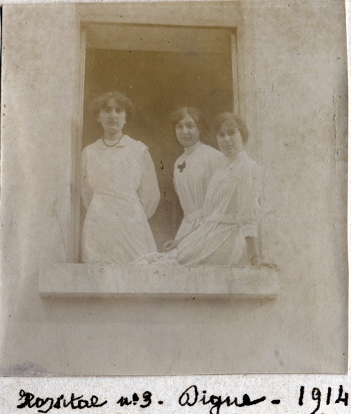 Digne, 1914, hpital numro 3: X, Jeanne, Toinon